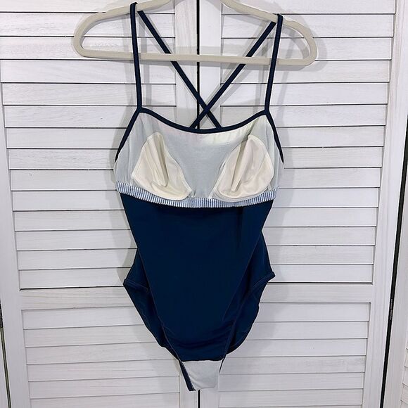 Tommy Hilfiger Size 14 One Piece Swimsuit - Picture 8 of 10